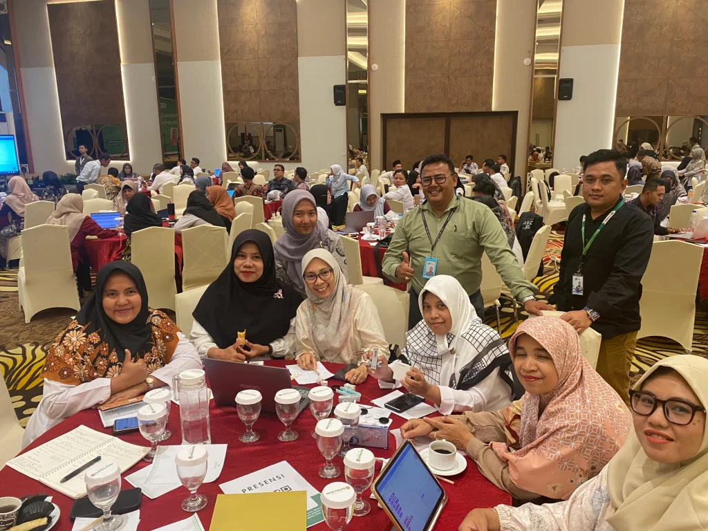 Workshop Media Pembelajaran Artec bersama SMA Negeri Se-Riau di Kota Pekanbaru